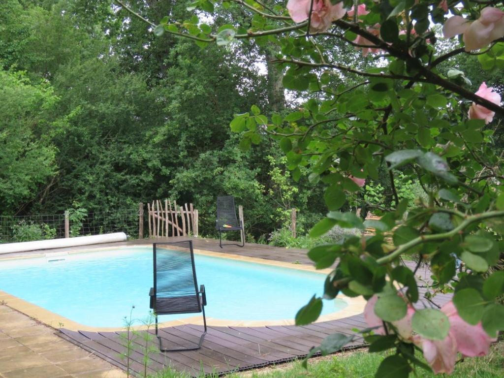 Tente Suspendue Au Coeur De La Foret Sainte-Croix-Volvestre Exterior photo